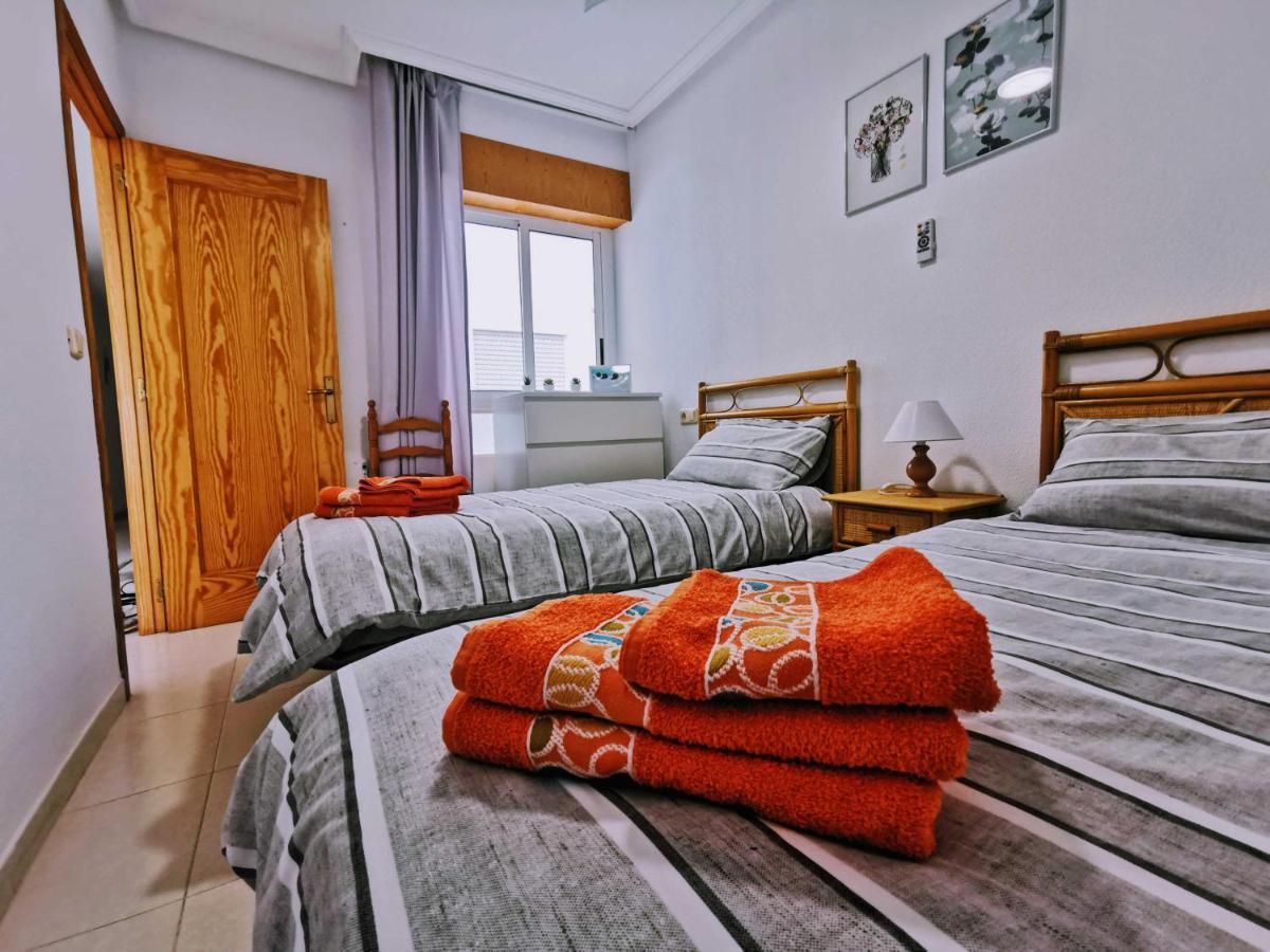 El Sombrero Apartment With Free Wifi Playa Del Cura Torrevieja Eksteriør bilde