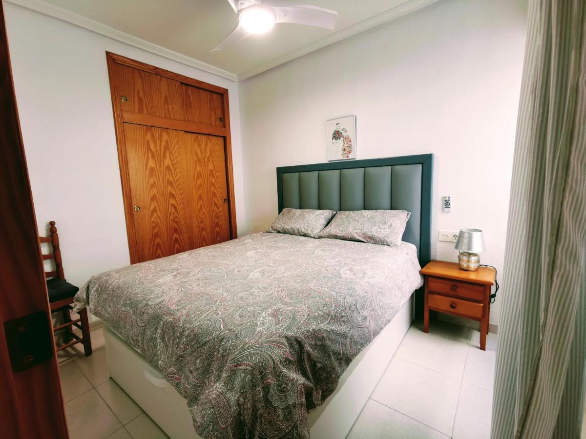 El Sombrero Apartment With Free Wifi Playa Del Cura Torrevieja Eksteriør bilde