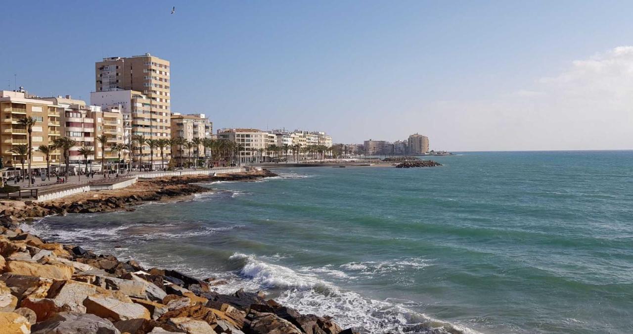 El Sombrero Apartment With Free Wifi Playa Del Cura Torrevieja Eksteriør bilde